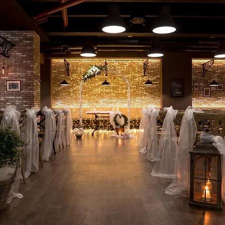 Azul & Restaurant فندق 4*