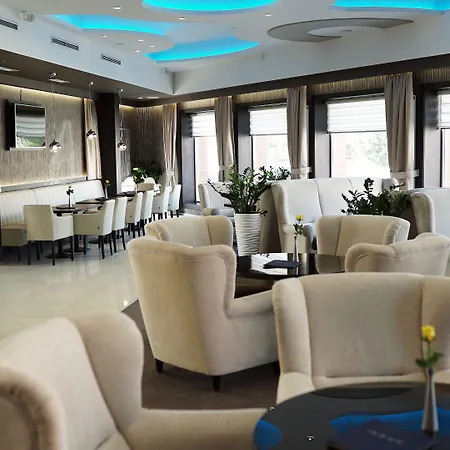 Azul & Restaurant فندق