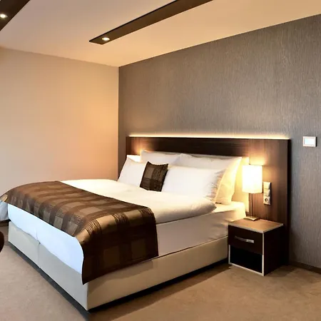 Azul Hotel&restaurant Simony