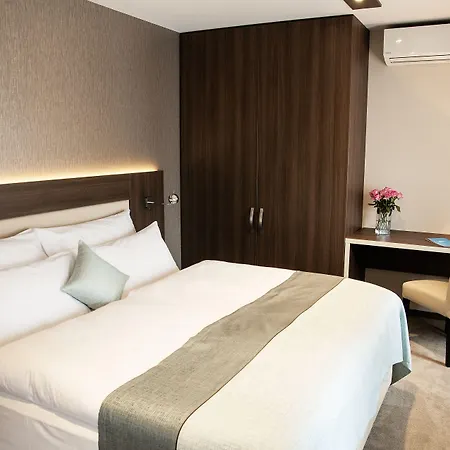 Azul Hotel&restaurant 4* Simony