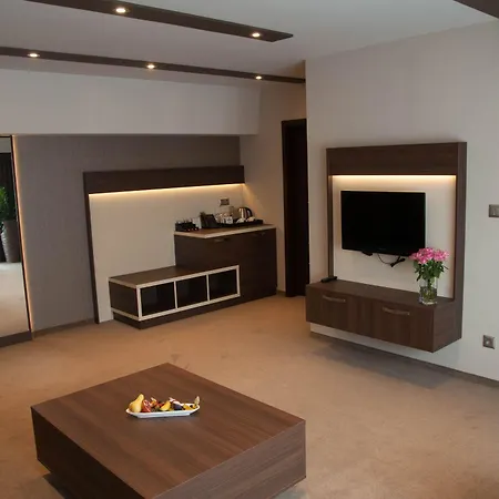 فندق Azul & Restaurant بارتيزانسكى