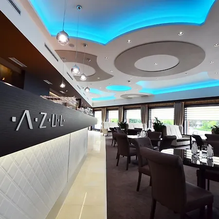 Azul & Restaurant 4* 帕蒂赞斯克